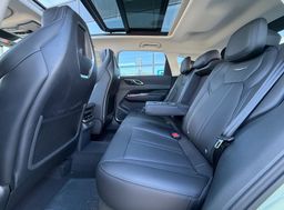 Zunanja slika - Hongqi HS3 - 1.5T + PANORAMA + 360KAMERA + NOVO NA TRGU - 10 - Predogledna slika