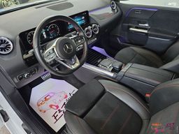 Notranja slika - Mercedes-Benz B-Razred - B 200 d AMG Line Avt. - 4 - Predogledna slika