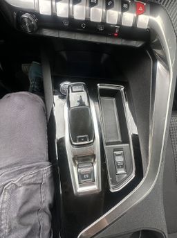 Zunanja slika - Peugeot 3008 - 1.5 BlueHDi 130 EAT8 Active.KAMERA.NAVI.ALU.2022 - 11 - Predogledna slika