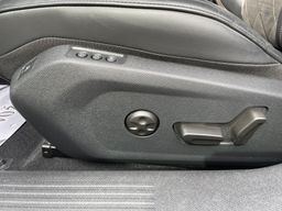 Notranja slika - Peugeot 508 - 2,0 BlueHDi 180 S&S GT Line Avt. - 19 - Predogledna slika