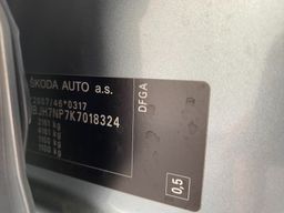 Notranja slika - Škoda Superb - 2.0 TDI Style 110 kW.NEMŠKA+4ALU.NAVI.LED.KLJUKA - 23 - Predogledna slika