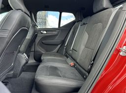 Zunanja slika - Volvo XC40 - T2 AUT Momentum - 14 - Predogledna slika