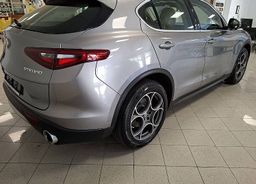 Zunanja slika - Alfa Romeo Stelvio - 2.0 Turbo 16v 280 AT8 Q4  LED.KAMERA.19 COL - 4 - Predogledna slika