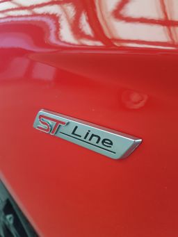 Zunanja slika - Ford Focus - 1,0 EcoBoost ST Line Red Black - 16 - Predogledna slika