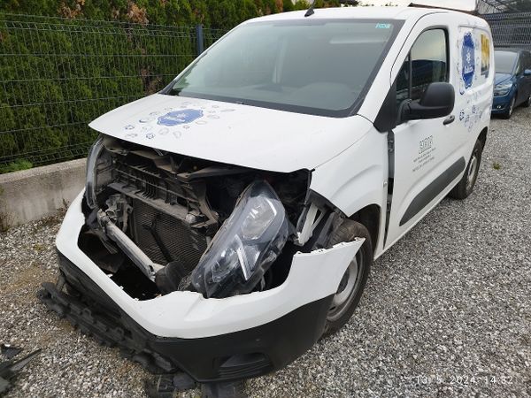 Predogledna slika - Peugeot Partner L1 1000 CONFORT PACK 1.5 BlueHDi 130 STT