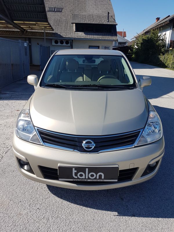 Predogledna slika - Nissan Tiida