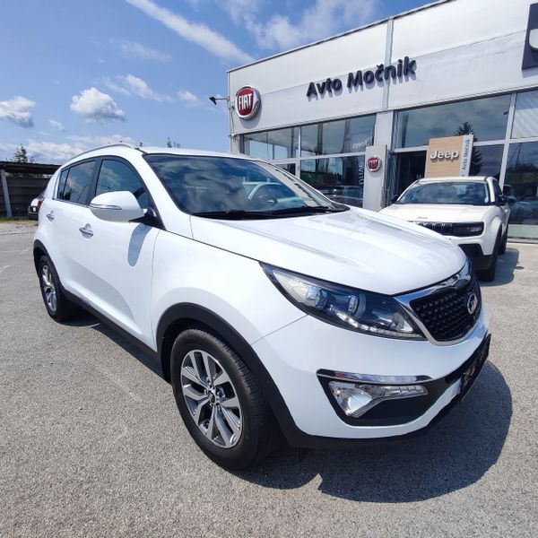Predogledna slika - KIA Sportage 2WD 1,7 CRDi EX Urban