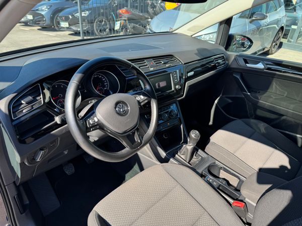 Predogledna slika - VW Touran