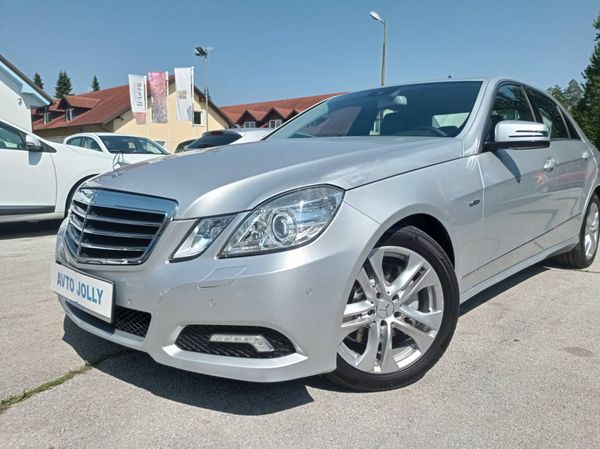 Predogledna slika - Mercedes-Benz E-Razred