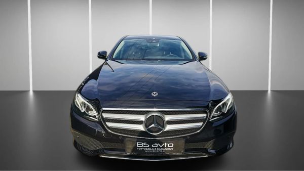 Predogledna slika - Mercedes-Benz E-Razred