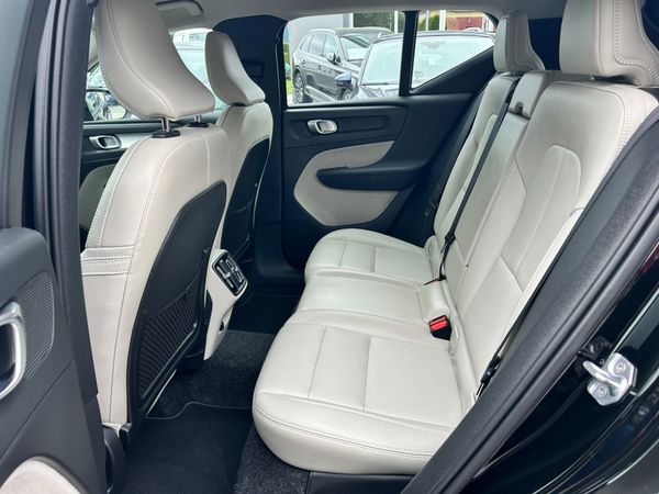 Predogledna slika - Volvo XC40