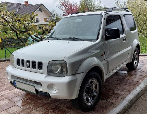 Predogledna slika - Suzuki Jimny 1,3 VX