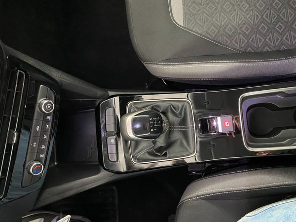 Predogledna slika - Opel Mokka 1.2 TURBO 74KW.NEMŠKI.LED.GRET.SEDEZEV.PDC