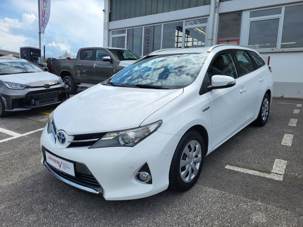 Predogledna slika - Toyota Auris TS 1.8 HEV Style