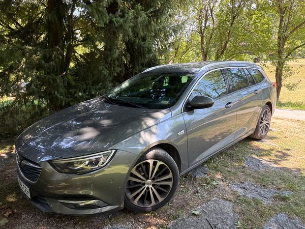 Predogledna slika - Opel Insignia Sports Tourer 2,0 CDTi Dynamic