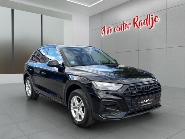 Predogledna slika - Audi Q5 quattro 40 TDI S tronic