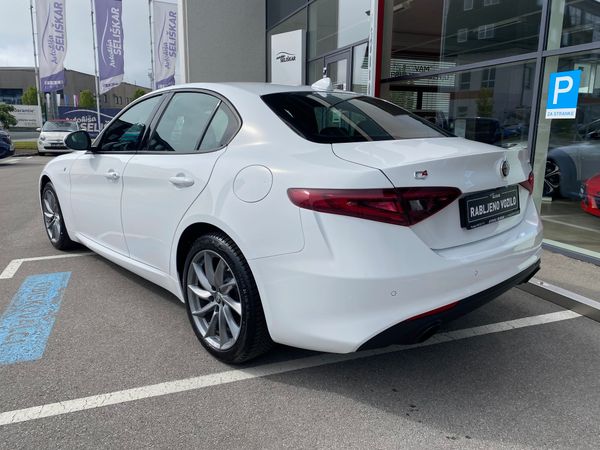 Predogledna slika - Alfa Romeo Giulia