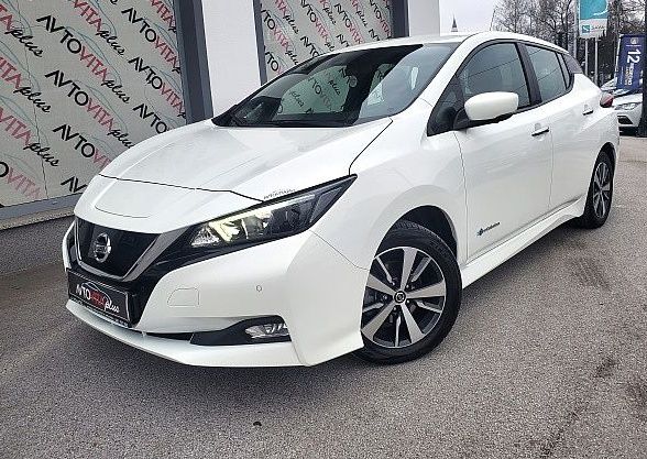 Predogledna slika - Nissan Acenta 40kW LED NAVI KAMERA 360 PDC KEYLESS