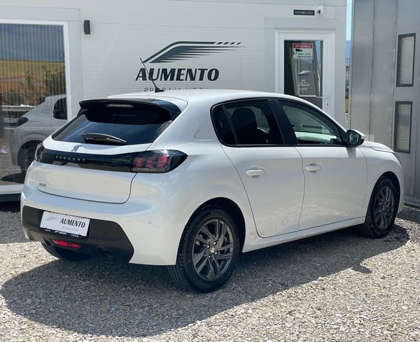 Predogledna slika - Peugeot 208 1,2 PureTech 100 S&S Active