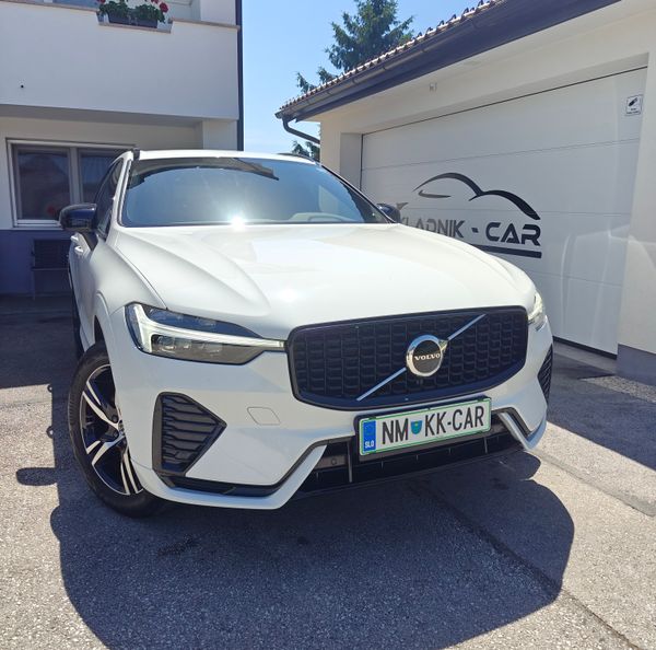 Predogledna slika - Volvo XC60 B4D AWD R-Design Avt.
