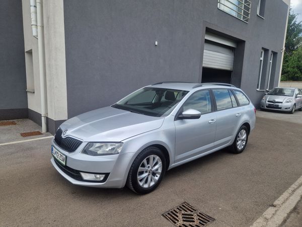 Predogledna slika - Škoda Octavia Combi 1.6 TDI Ambition 81 kW