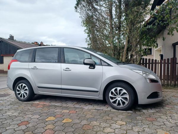 Predogledna slika - Peugeot 5008 Access 1,6 VTi