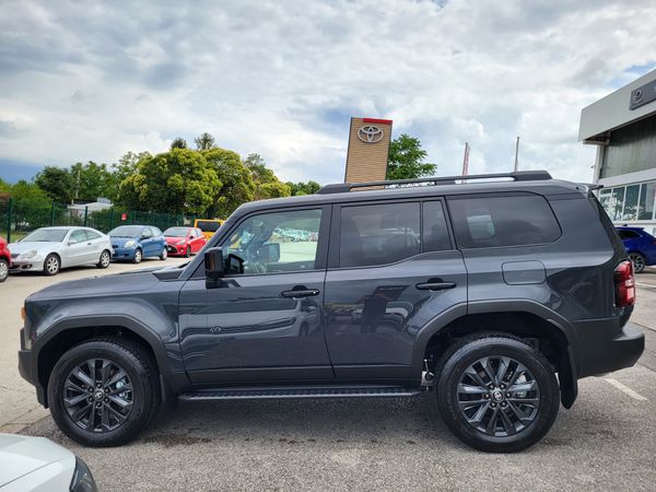 Predogledna slika - Toyota Land Cruiser