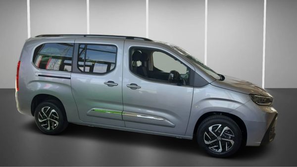 Predogledna slika - Toyota PROACE CITY VERSO