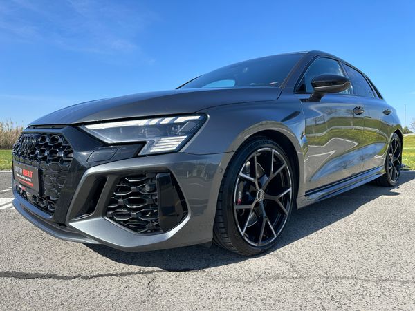 Predogledna slika - Audi RS3 Sportback 2.5 TFSI QUATTRO-MATRIX-KAM-KEYLESS-B&O