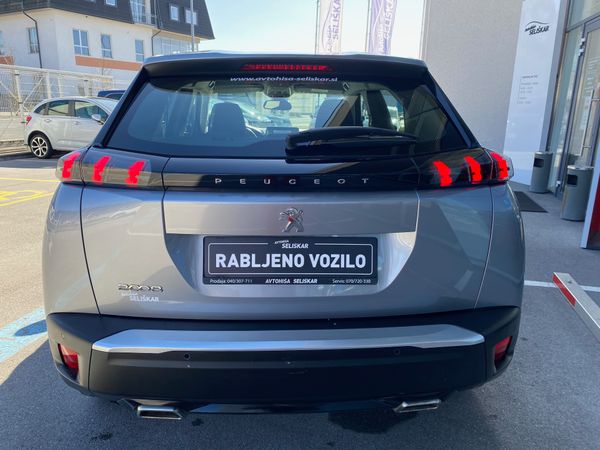 Predogledna slika - Peugeot 2008