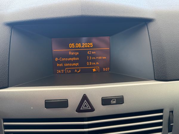 Predogledna slika - Opel Astra Astra 1,6 16V Cosmo
