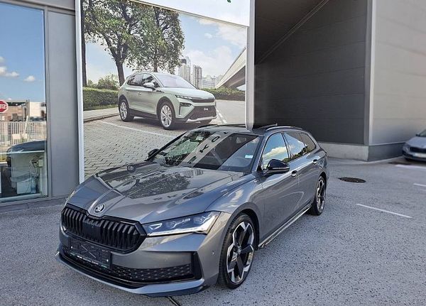 Predogledna slika - Škoda Superb 2.0 TDI Sportline Combi DSG 4X4 142 kW