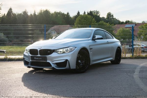 Predogledna slika - BMW M4 Competition SLO Karbon HK potrjena servisna