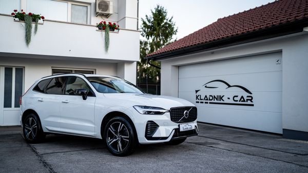 Predogledna slika - Volvo B4D AWD R-Design Avt./KAMERA/acc/KLJUKA/114800km/NEKARAMBOLI