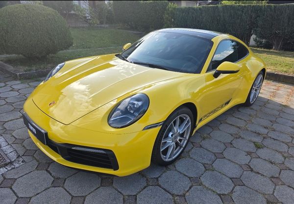 Predogledna slika - Porsche 911 Carrera 2