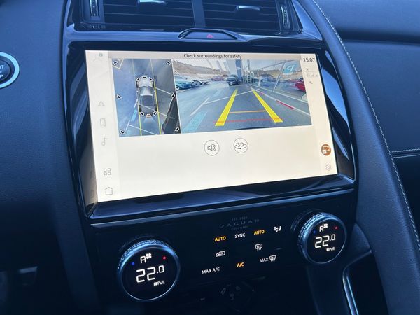 Predogledna slika - Jaguar E-PACE