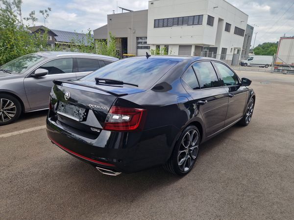 Predogledna slika - Škoda Octavia RS 2.0TDI