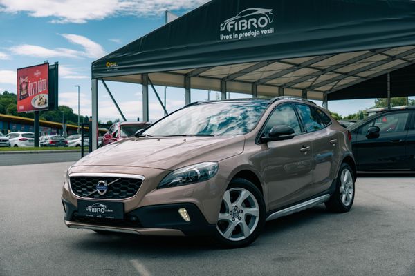 Predogledna slika - Volvo V40