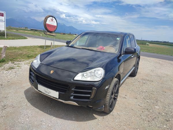 Predogledna slika - Porsche Cayenne