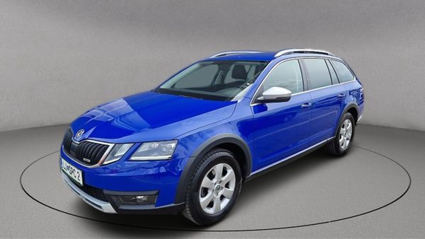 Predogledna slika - Škoda Octavia Scout 2.0 TDI 4x4 DSG-Navigacija-Led-Pdc...