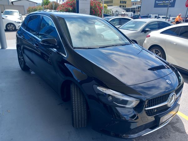 Predogledna slika - Mercedes-Benz B-Razred