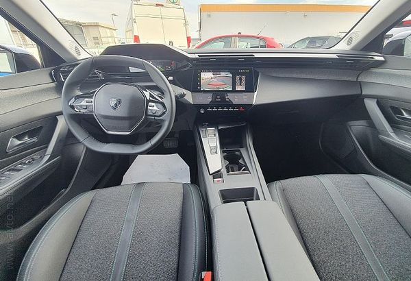 Predogledna slika - Peugeot 308 Allure 1.5 B-HDI 130 EAT8 - ODLIČNO OHRANJENO