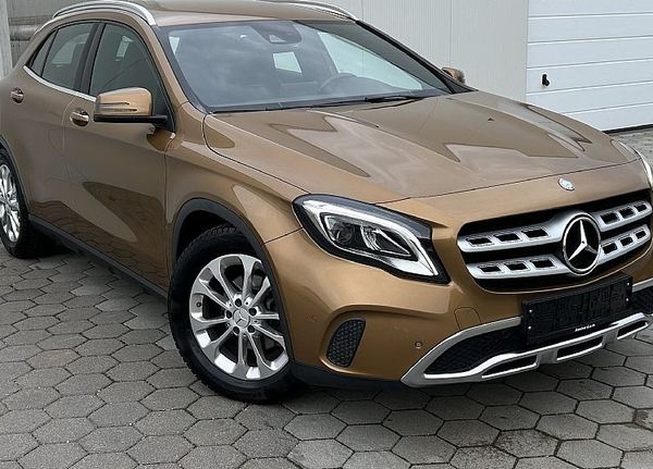 Predogledna slika - Mercedes-Benz GLA-Razred GLA 180-LED-NAVI-PDC-KAMERA-ALU