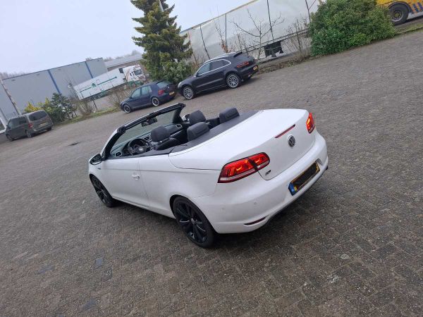 Predogledna slika - VW Eos Cabrio 2,0 TDI DSG DPF
