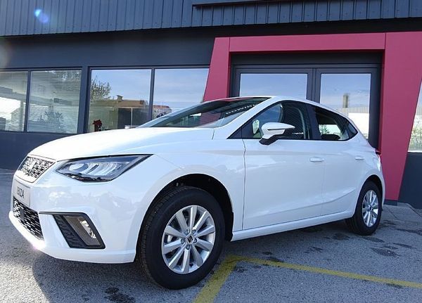 Predogledna slika - Seat Ibiza 1.0 MPI 80KM HOLA  - ALU-FULL LINK-