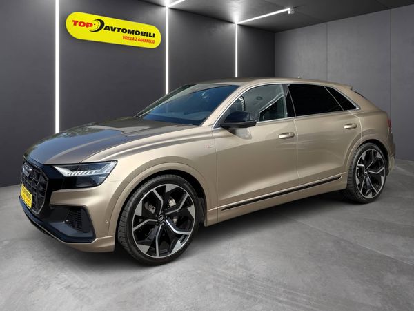 Predogledna slika - Audi Q8