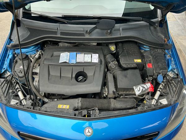 Predogledna slika - Mercedes-Benz B-Razred