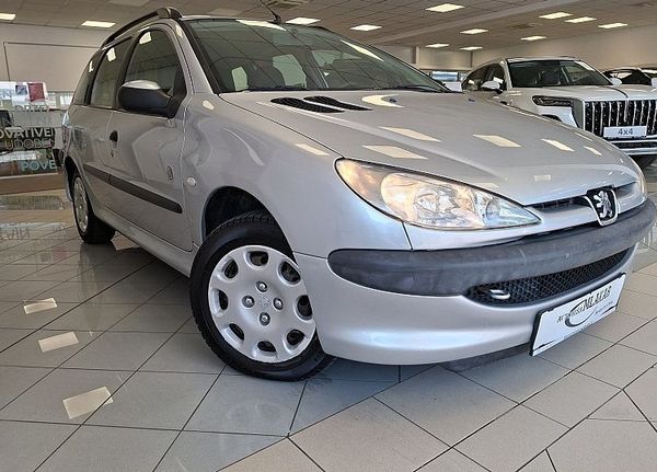 Predogledna slika - Peugeot X-Design 1.4-HITRI KREDIT-ODLIČEN-