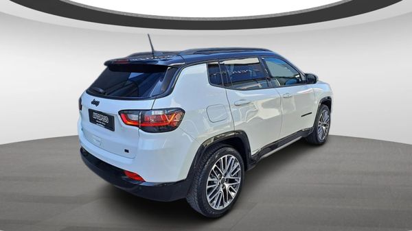 Predogledna slika - Jeep Compass 1.5 T4 DCT7 e-Hybrid 96kW Summit