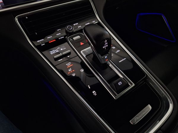 Predogledna slika - Porsche Panamera